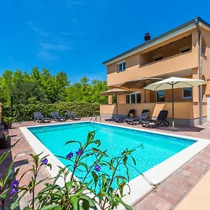  Apartment Nelly Kroatien
